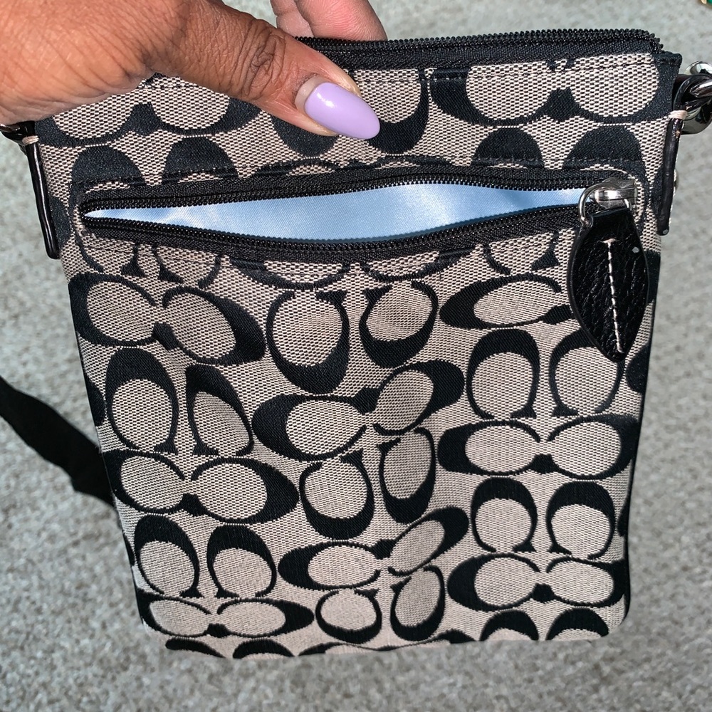 COACH crossbody 💙